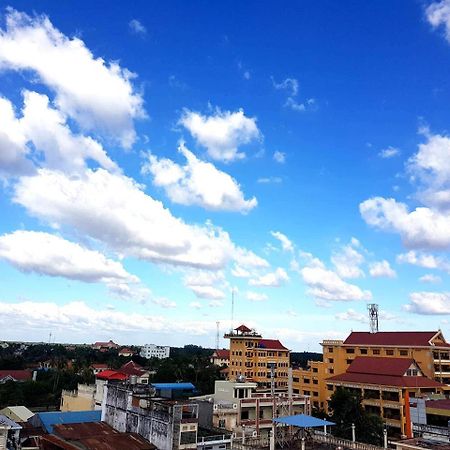 First Hotel Battambang Exterior foto