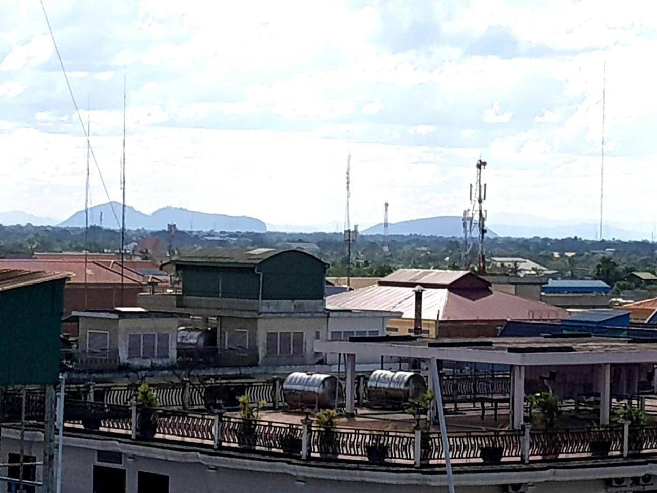 First Hotel Battambang Exterior foto